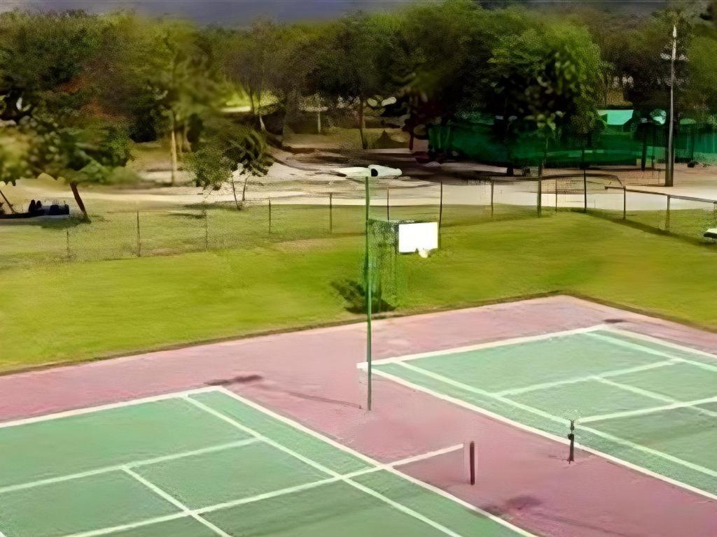 Lake View Hotel And Golf Club Хуа Хин Екстериор снимка